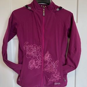 Sherpa Adventure Gear Women's Shell, Magenta/Floral, Size Small